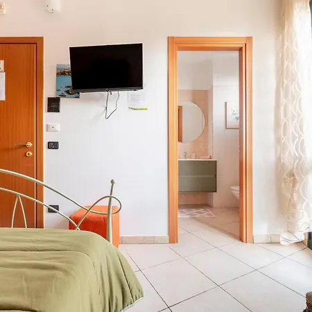 Bed and Breakfast Paradise