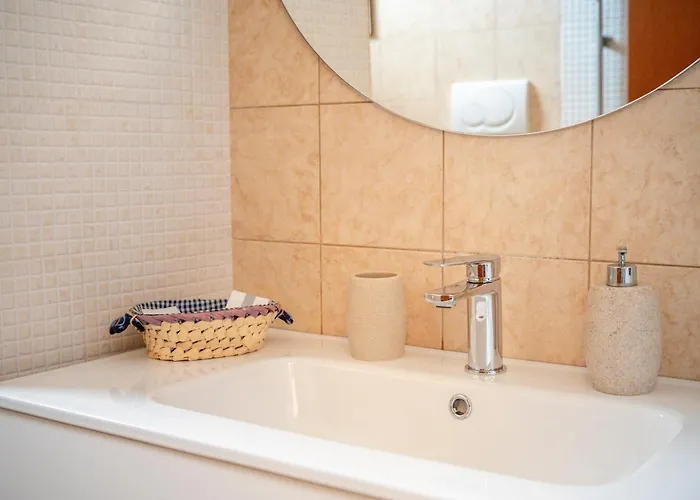 Bed & Breakfast Paradise 3*