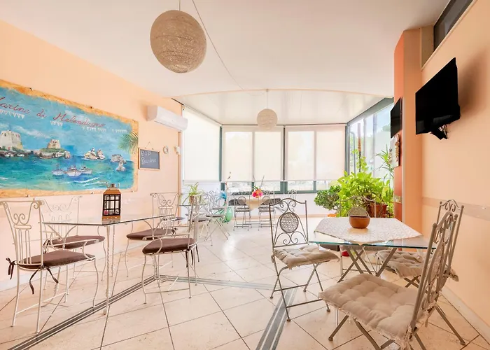 Paradise فندق مبيت وإفطار 3*